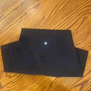 Alighn 8”biker short size 4